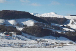 Chalet en pleine nature pour 12 personnes Besse-Et-Saint-Anastaise